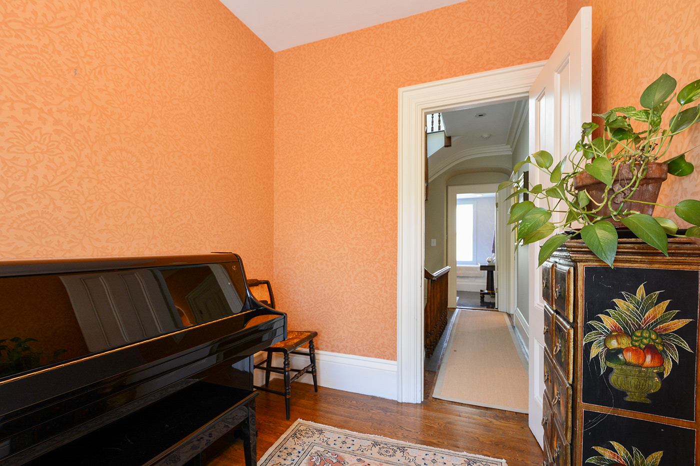 014-photo-walk-in-wardrobe-6997650